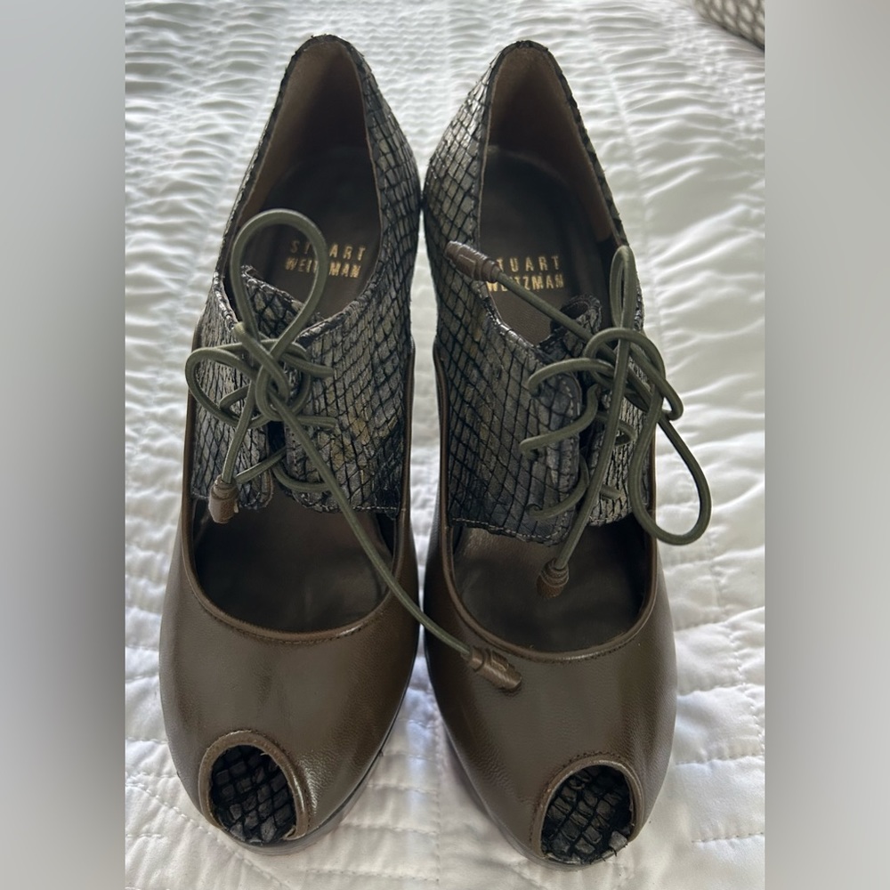 Stuart Weitzman Fausto Pepper Snake Open Tie Platform Khaki Bootie